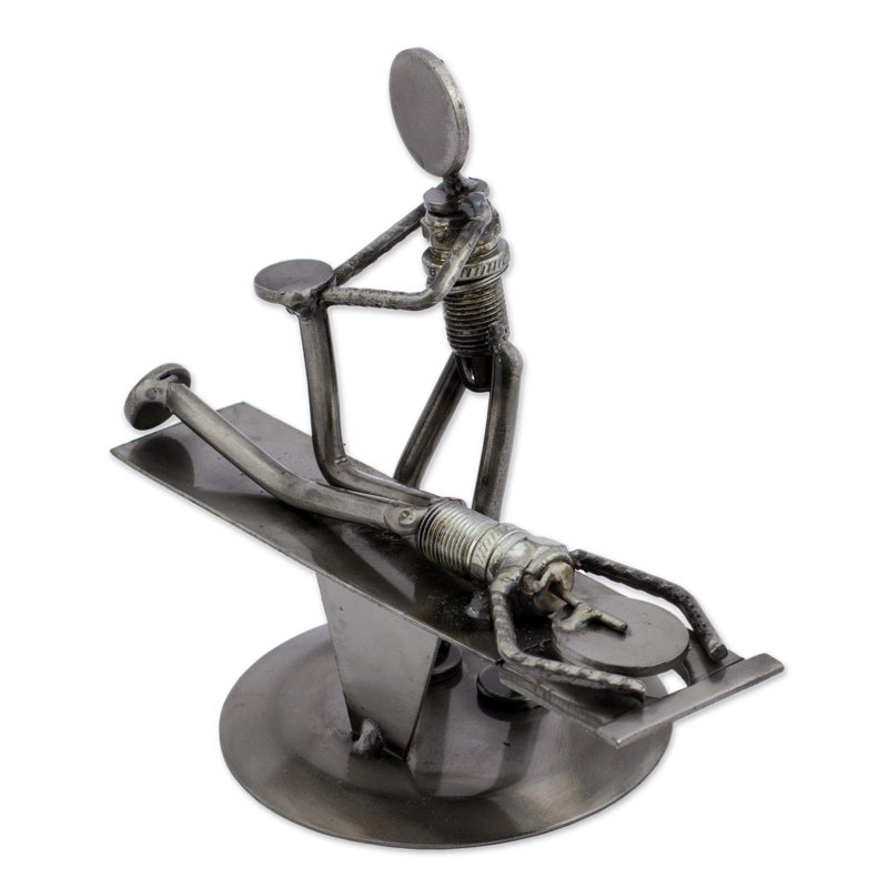 Figurine chiropractic Fricke