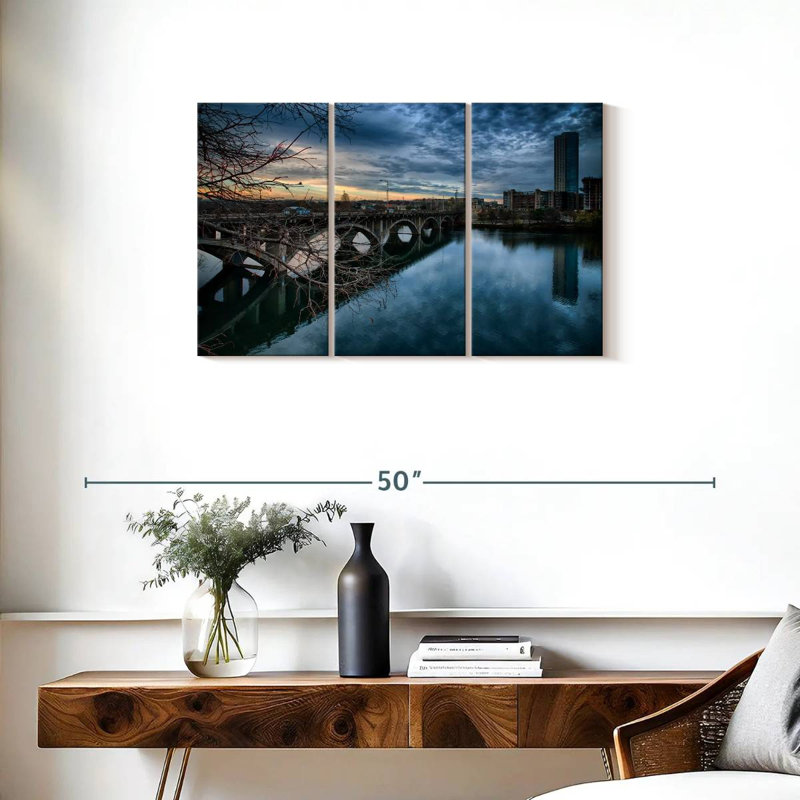 Lilie Lamar Boulevard Bridge, 20" H x 33" W