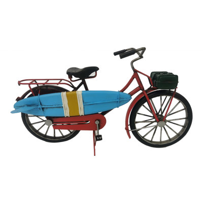 Vélo rétro Karam avec planche de surf en métal