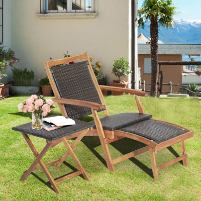 Chaise de patio pliante en bois Karlye