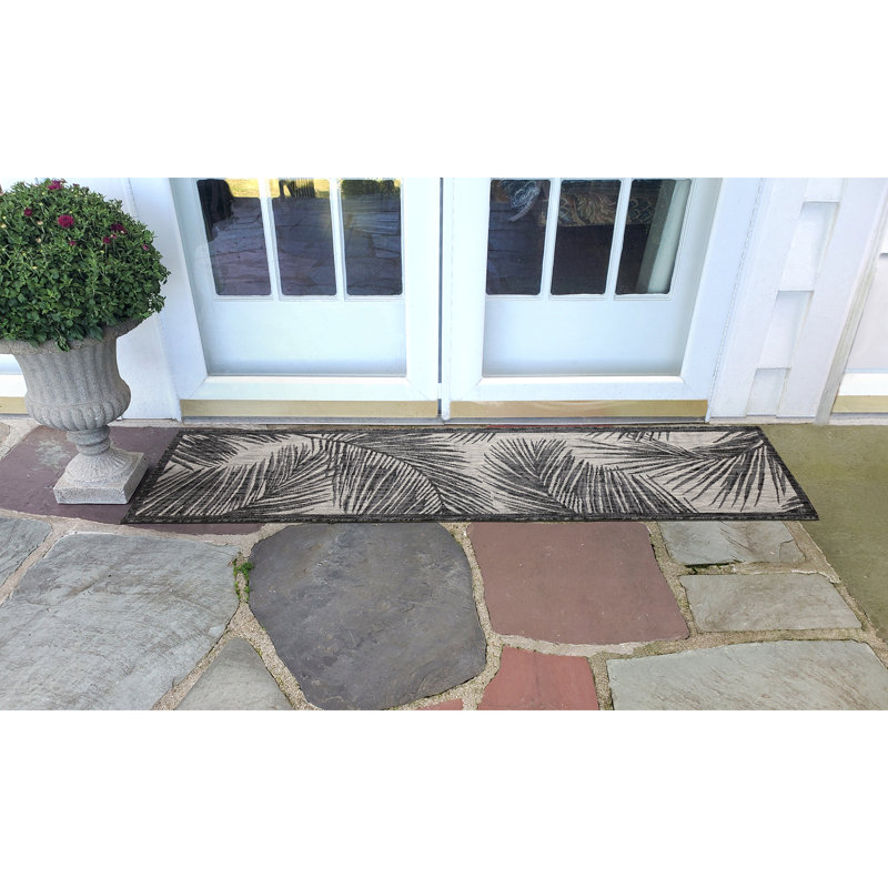 Adal Floral Indoor / Outdoor Rug, Runner 1'11" x 4'11"