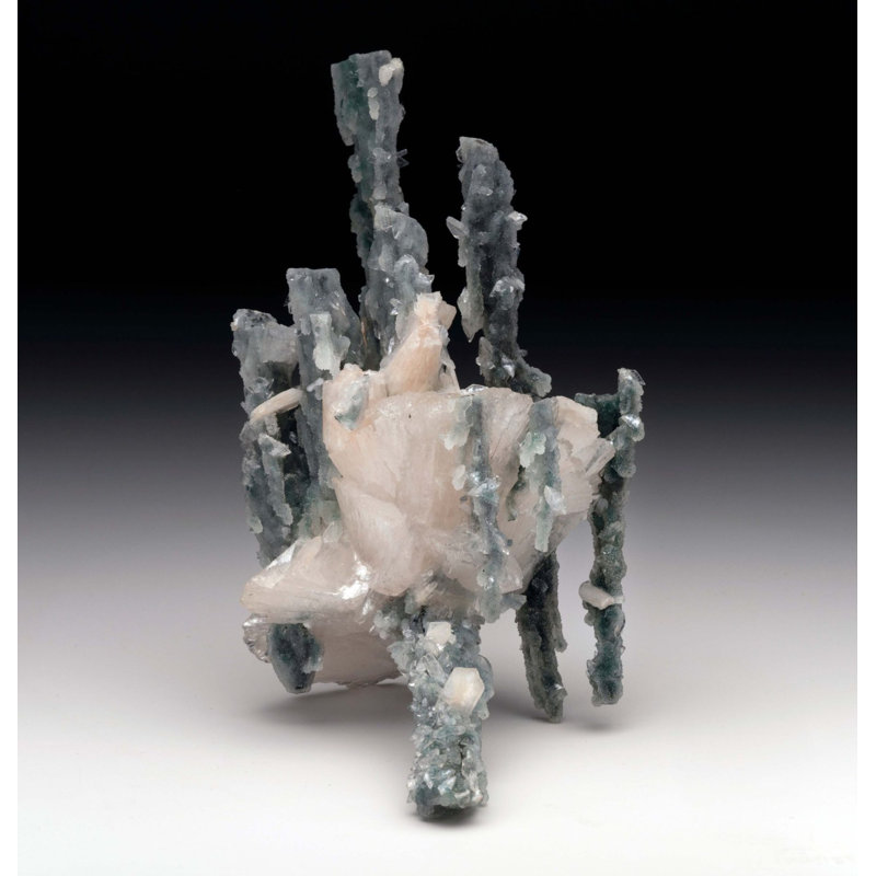 Heulandite with Chalcedony Stalactites
