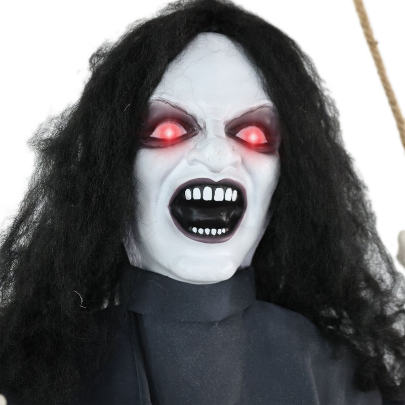 Haunted Demons Haunted Hill Farm 16 po Femme démon effrayante qui parle sur balançoire, Halloween animatronique avec lumières et sons tactiles