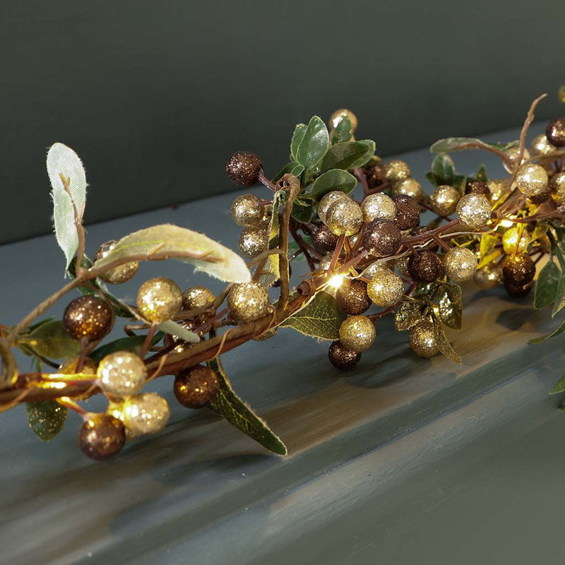 160cm Lighted Faux Mistletoe Garland with Lights