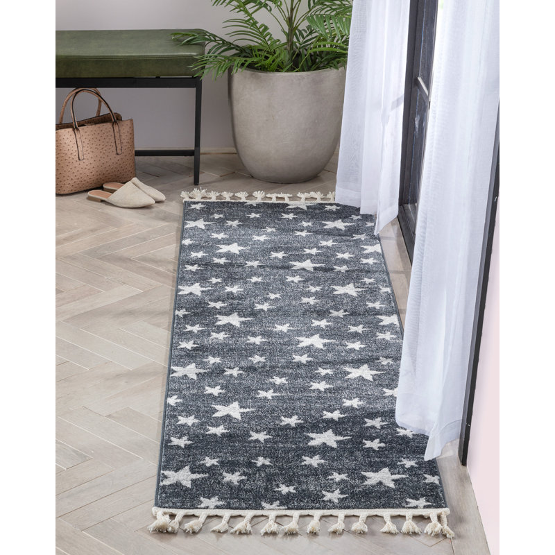 Kennerdell Geometric Indoor Rug, Runner 2'7" x 9'10"