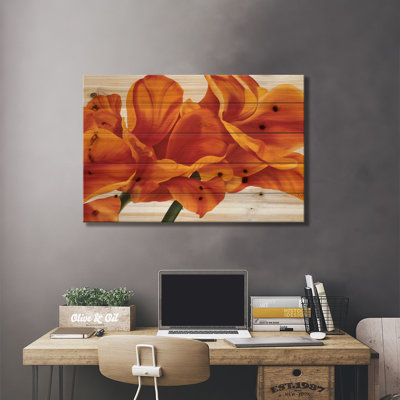 " Fancy Flower II " by Yvonne Poelstra-Holzhaus