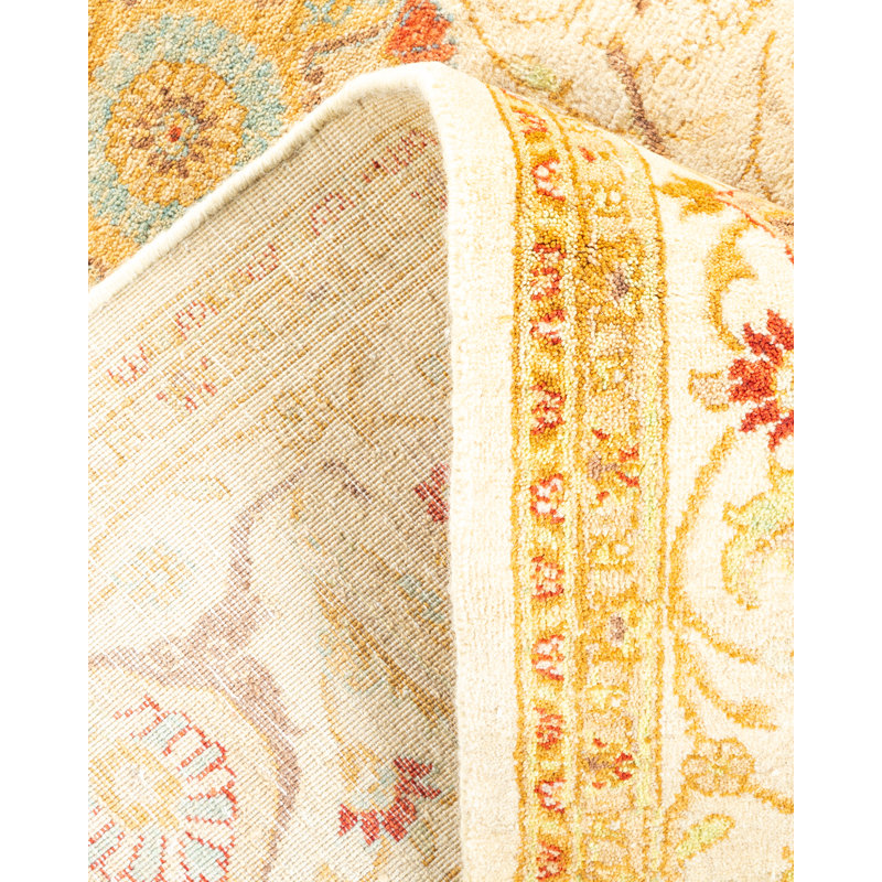 Classic One-of-a-Kind 4' 0" X 6' 3" Hand Knotted Area Rug