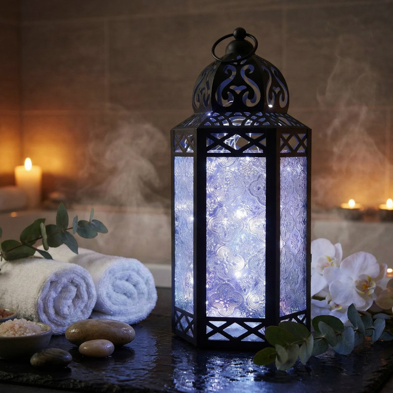 Lanterne décorative marocaine avec lumières DEL, Noir / Transparent, H 12 po x l 5,75 po x P 4,4 po