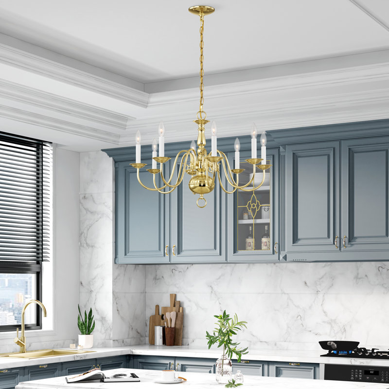Benedetto 8 - Light Classic / Traditional Chandelier, Polished Brass