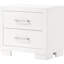 Table de chevet rectangulaire blanche à 2 tiroirs avec poignées en métal, chambre à coucher pour garder les choses propres, esthétique propre et moderne, poignées de bar de 23 po x 15 po, organisateur, look classique, mélange de bois massif, 15 profondeurs