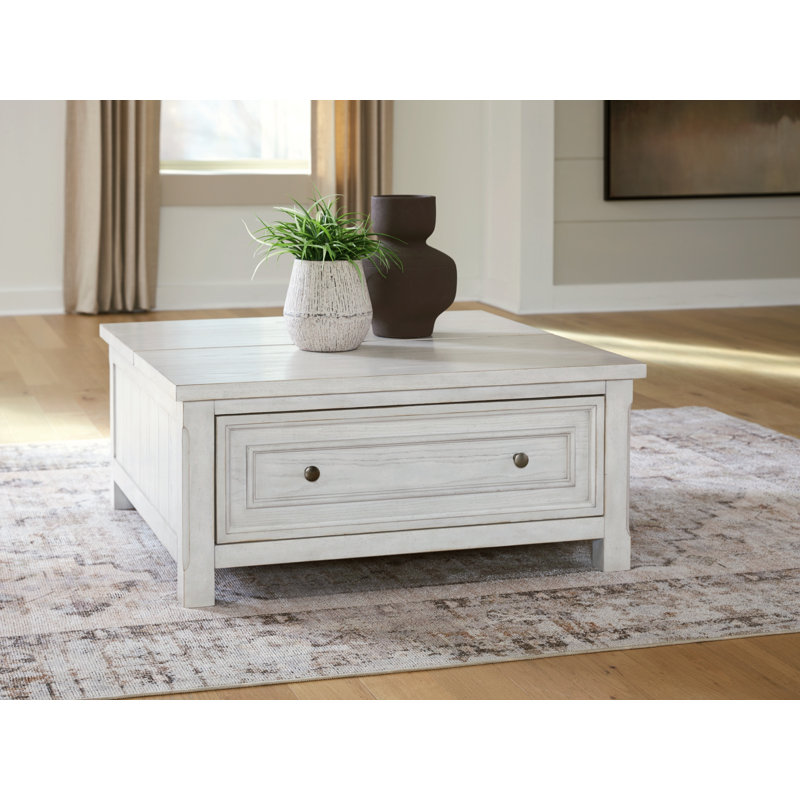 Robbinsdale Lift-Top Coffee Table