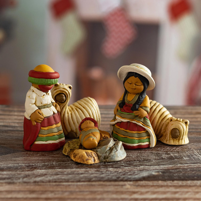 Ensemble de 5 figurines de crèche Suri