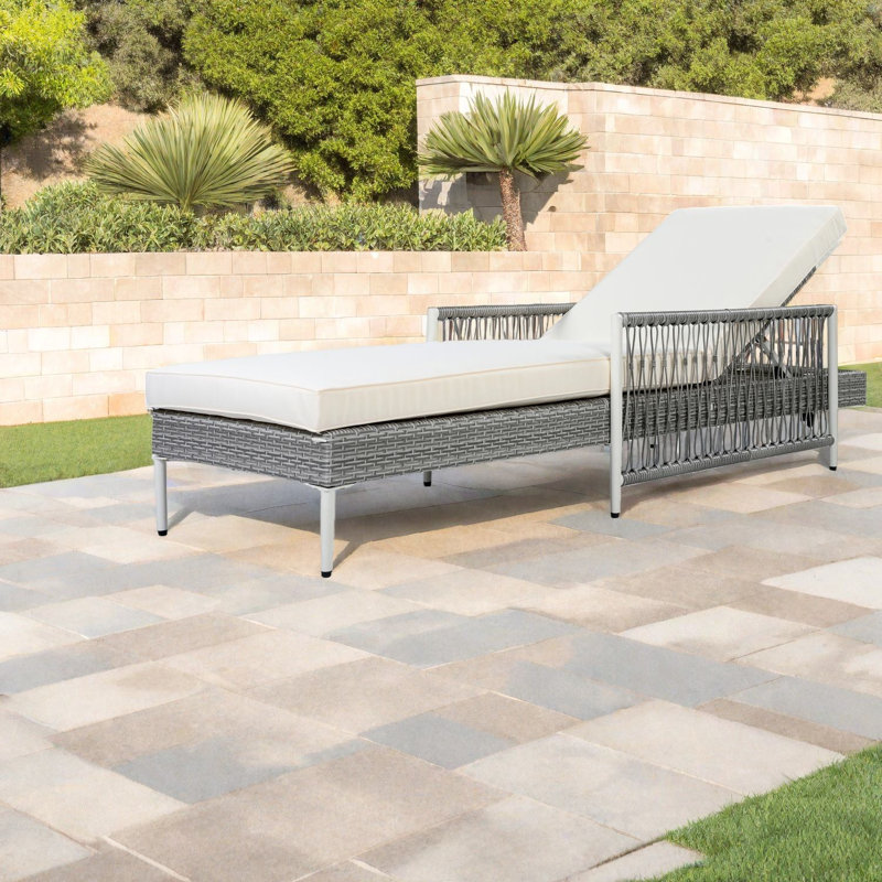 Chaise longue de patio ajustable, ensemble de piscine moderne en acier rotin Pe