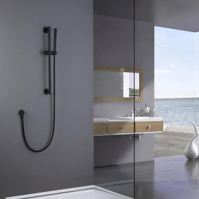 Pomme de douche multifonctionnelle avec barre coulissante et système de douche complet avec valve brute