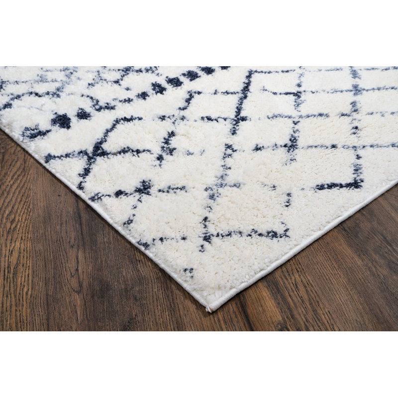 Daku Geometric Indoor Rug, Rectangle 8' x 10'