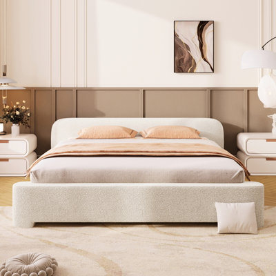 Grand lit rembourré White Boucle, bois de haute qualité, structure stable de taille de matelas de 8 pouces, 3 pieds de soutien centraux, pièce maîtresse idéale pour la chambre à coucher