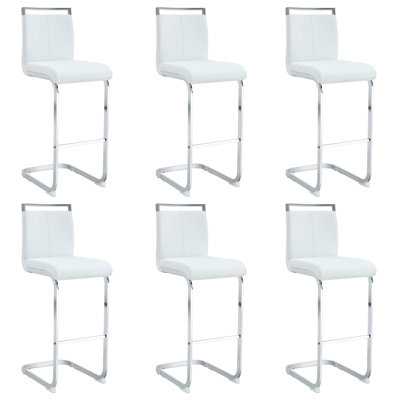 Tabouret de bar moderne et magnifique revêtu de similicuir avec des pieds en métal argenté en forme de C pour les salles à manger, les cuisines, les terrasses et les chaises de bureau d'invités. (Ensemble de 6) (PU)