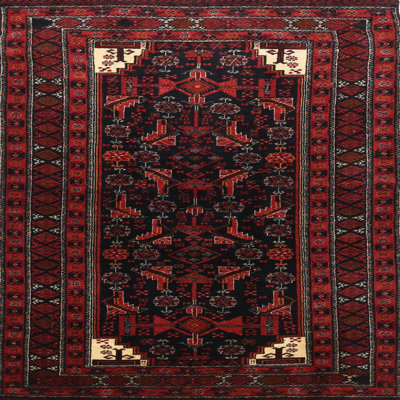 Tapis rouge à motif sud-ouest