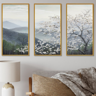 Fleurs de cornouiller japonais - Colline