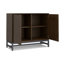 Buffet industriel moderne en bois massif avec portes réglables et base en métal l 42 po Banting