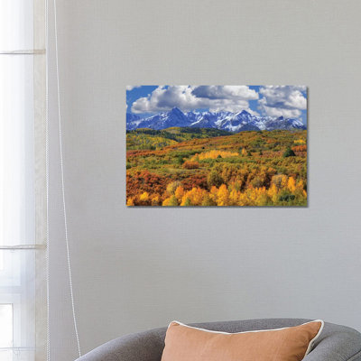 États-Unis, Colorado, montagnes San Juan. Paysage de montagne et de vallée en automne - Giclée sur toile tendue avec châssis
