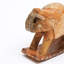 Sculpture | Sculpture décorative d'éléphant sur support en bois | Décoration de table | 5,5 po x 3,5 po x 7,5 po