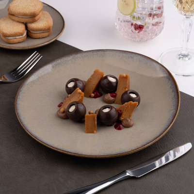 Assiette plate en porcelaine | Assiette surélevée Vital