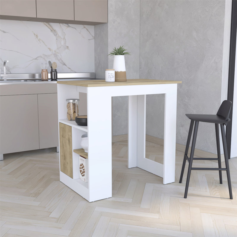 Îlot de cuisine polyvalent avec rangement abondant et design élégant