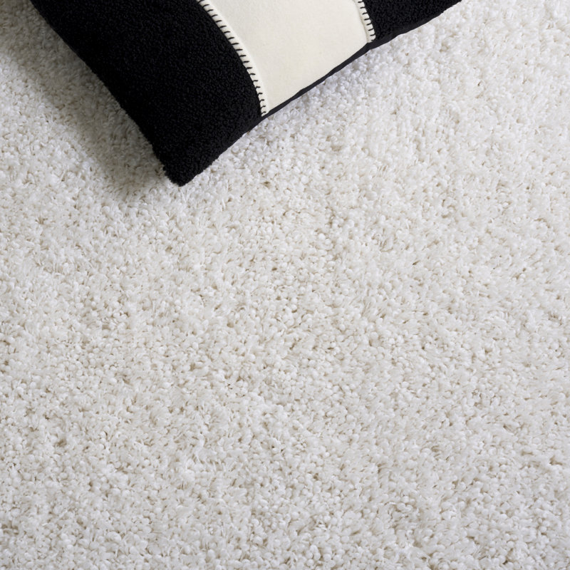 Tapis blanc touffeté Gundelinda, Tapis de couloir 2 pi 3 po x 12 pi