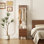 Table de chevet multifonctionnelle en bois massif 3-en-1 Casmir: portemanteau tout-en-un, tringle à vêtements et armoire de rangement