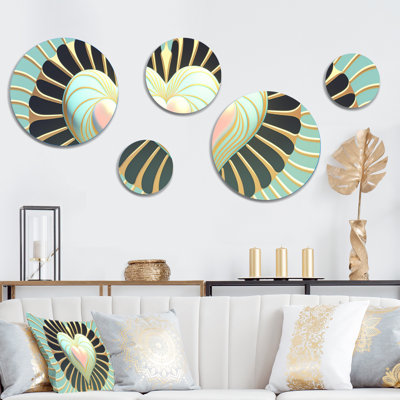 Abstract Wall Decor on Metal