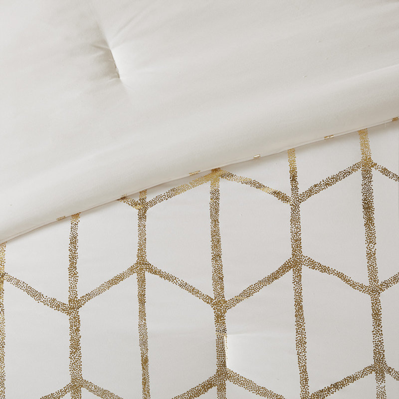 Elegant King Bedding Sets, Polyester Comfort, Metallic Print Style For Bedroom