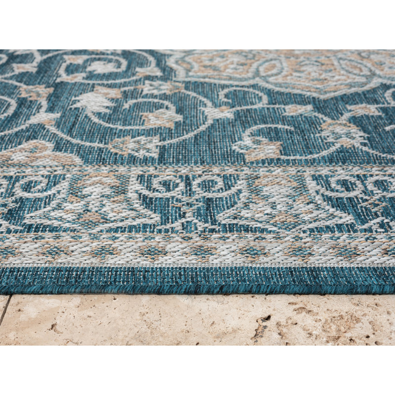 Horatius Flatweave Indoor Rug, Rectangle 5' x 6'11"