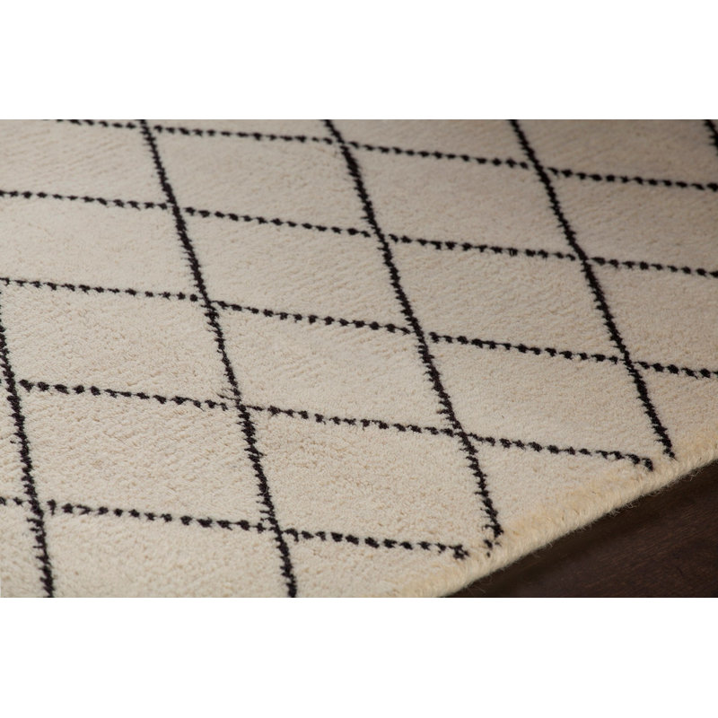 Gaia Wool Geometric Area Rug in Cream, Rectangle 5' x 7'6"