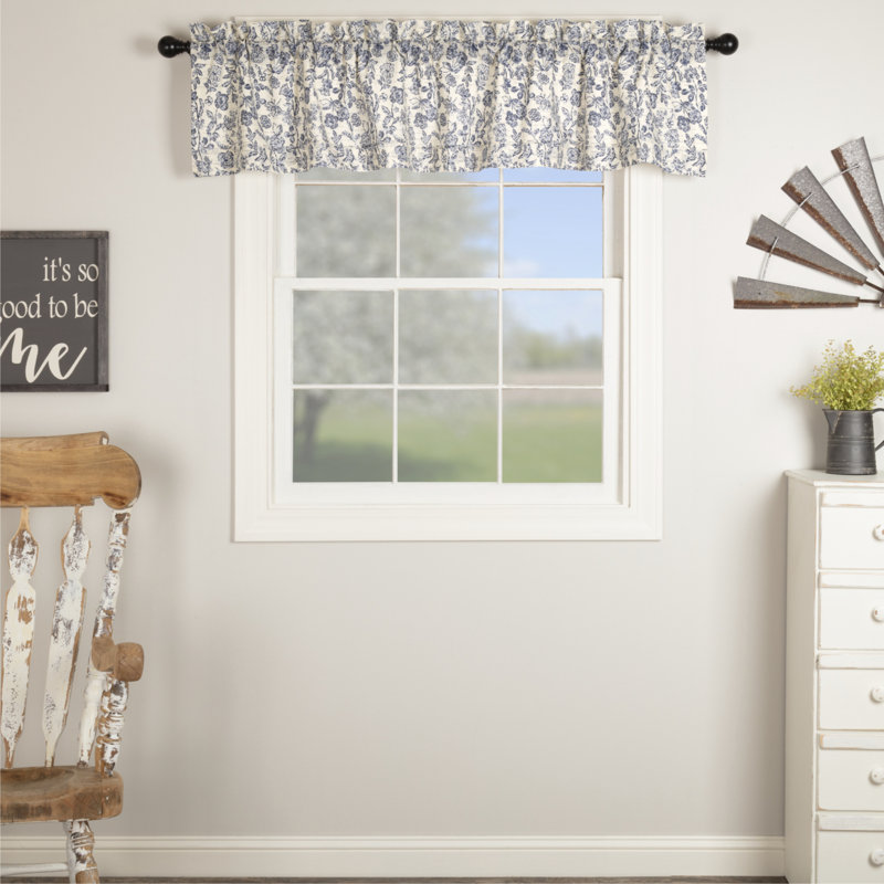 Doylestown Floral Valance