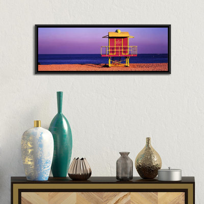 «Lifeguard Hut, Miami Beach, Florida», reproduction panoramique sur toile tendue