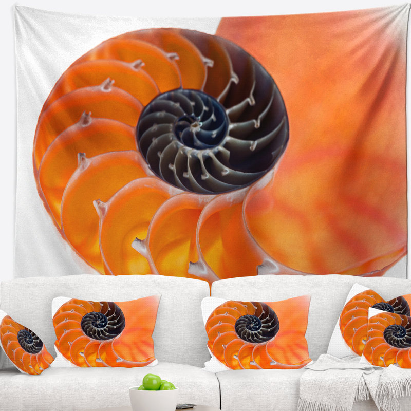 Tapisserie conautilus coquille avec accessoires suspendus inclus, H 32 po x l 39 po