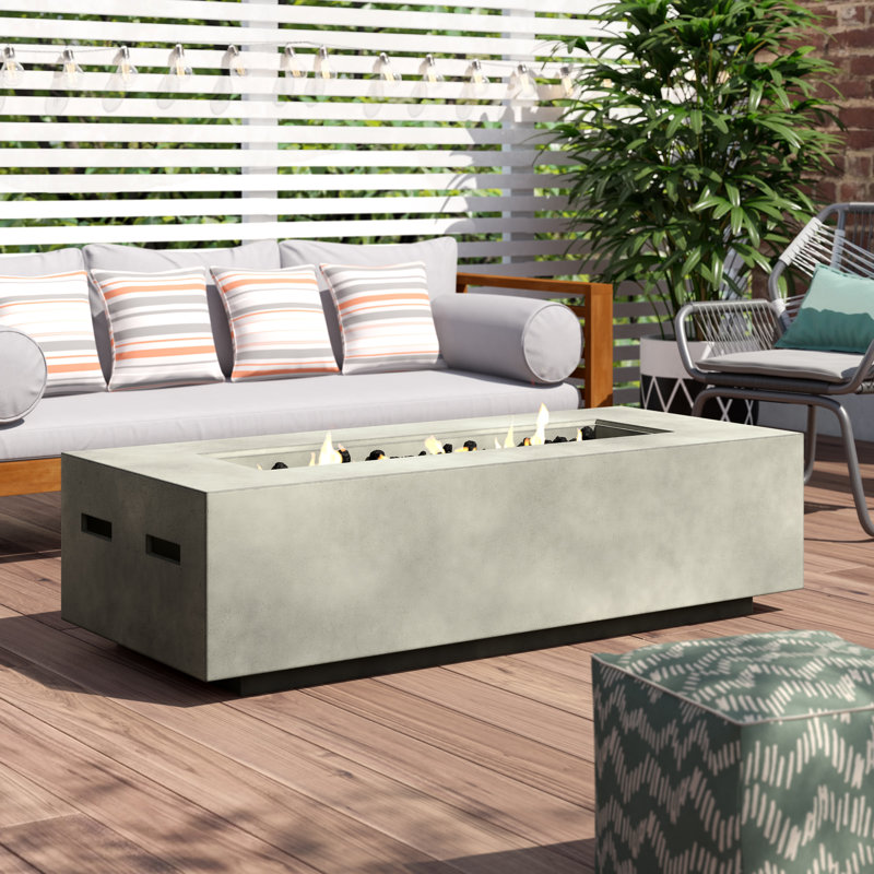 Table de foyer extérieur rectangulaire au propane en béton Rashid, Béton naturel, H 15 po x l 56 po x P 24 po