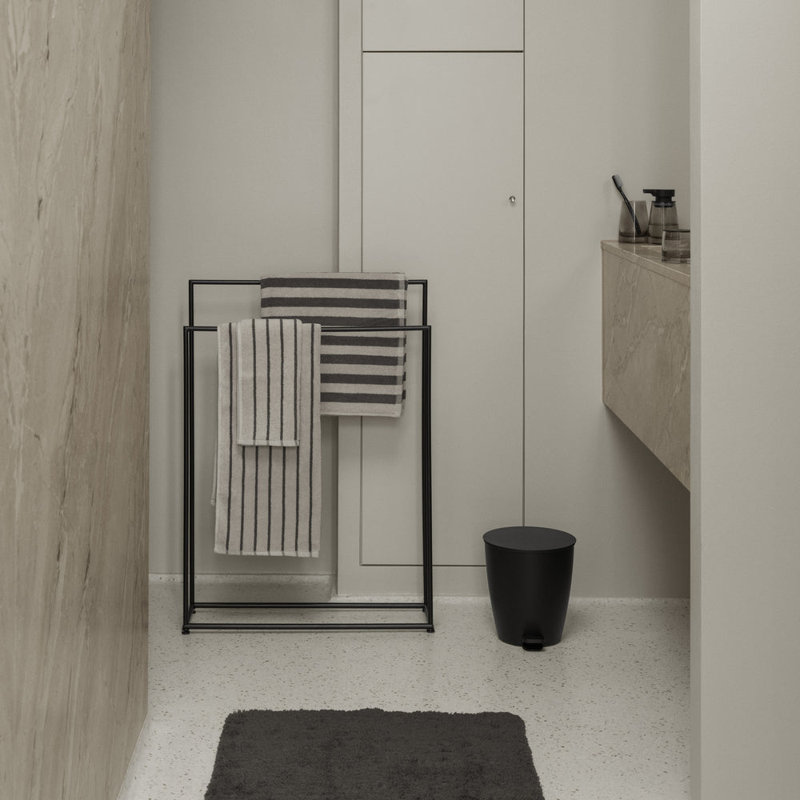 Porte-serviettes sur pied MODO - Acier inoxydable brossé, Acier inoxydable brossé