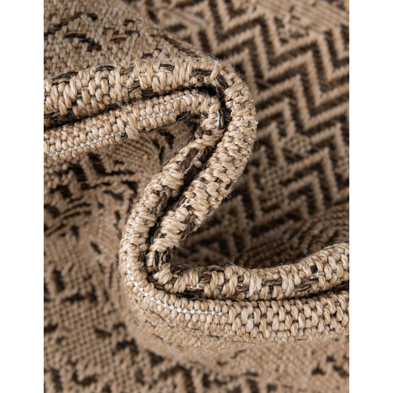 Tapis en polypropylène tissé à la machine Lachlan, Tapis de couloir 2 pi x 5 pi 3 po