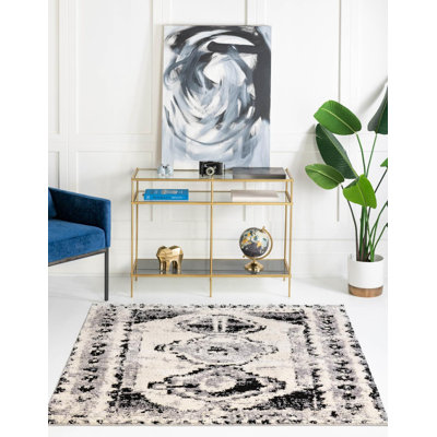 Ithalia Oriental Indoor Rug