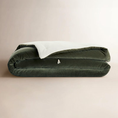 Geoff Velvet Quilt Set
