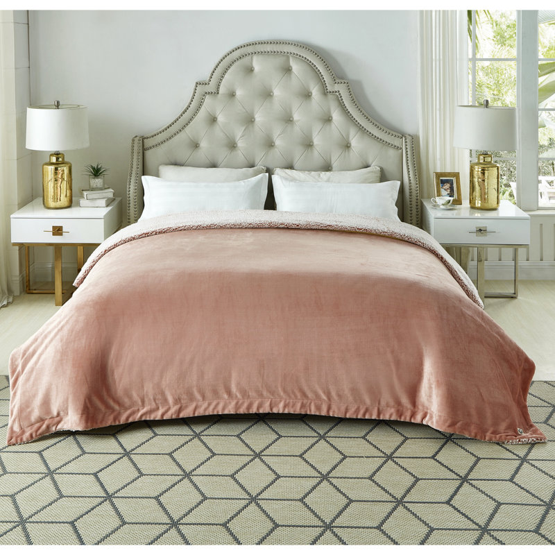 Couverture en flanelle Zakary Sherpa, Grand, Rosé