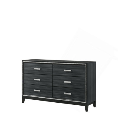 Commode au fini noir patiné