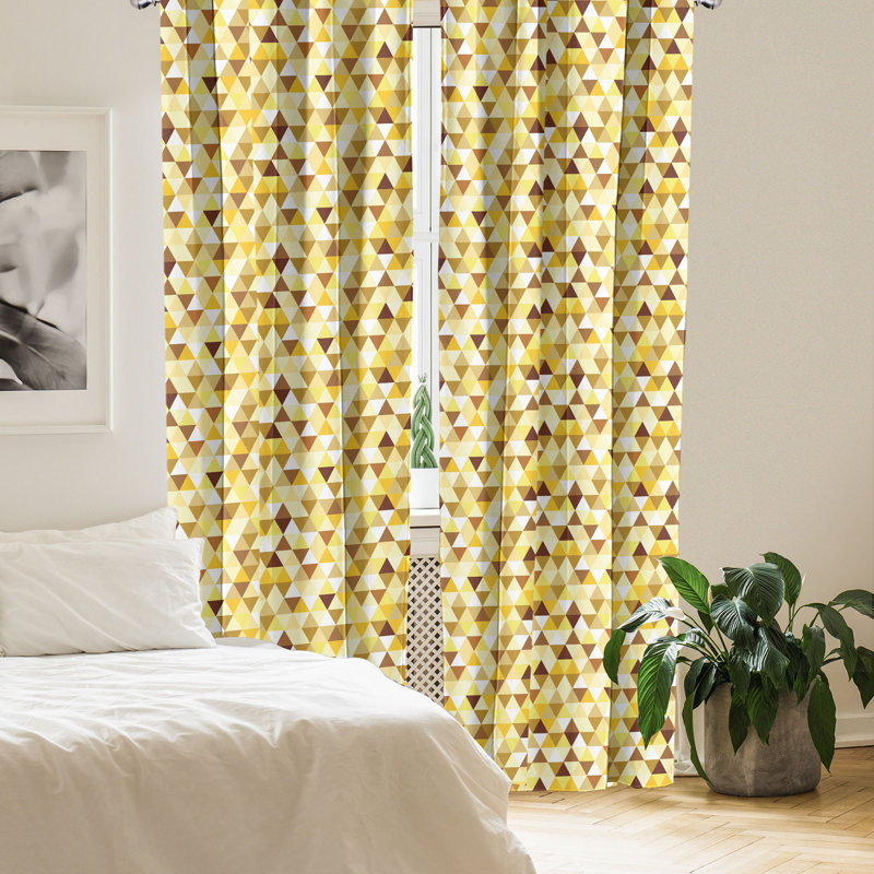 Rideaux 4 panneaux Red Barrel Studio®, losange triangulaire jaune brun foncé blanc, L 56 po x H 63 po