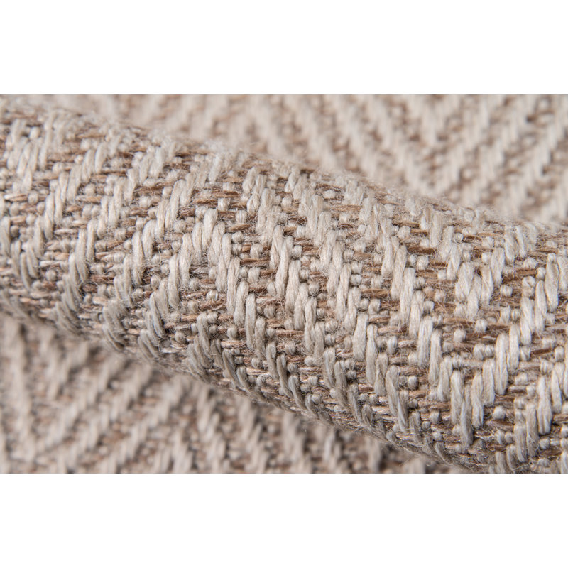 Natural Geometric Pattern Rectangular Synthetic Rug 2' x 3'