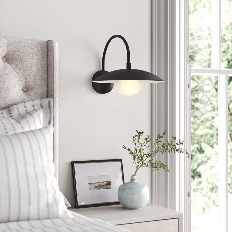 Del Wrought Iron Armed Sconce, Black