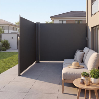 Retractable Side Awning, 71" x 118" Patio Retractable Side Screen with 180 g/m² Polyester Fabric, Waterproof Sunshade Outdoor Privacy Screen Room Divider for Garden, Balcony, Pools, Deck, Black