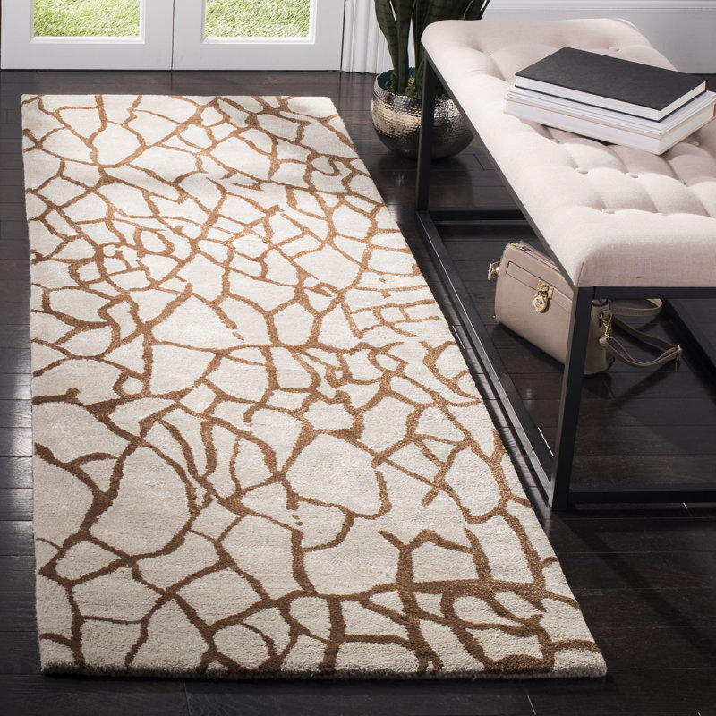 Belles Wool Beige/Brown Rug, Rectangle 107 x 168cm