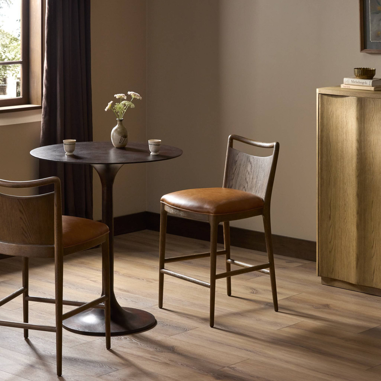 27" Bar Stool, Sonoma Chestnut